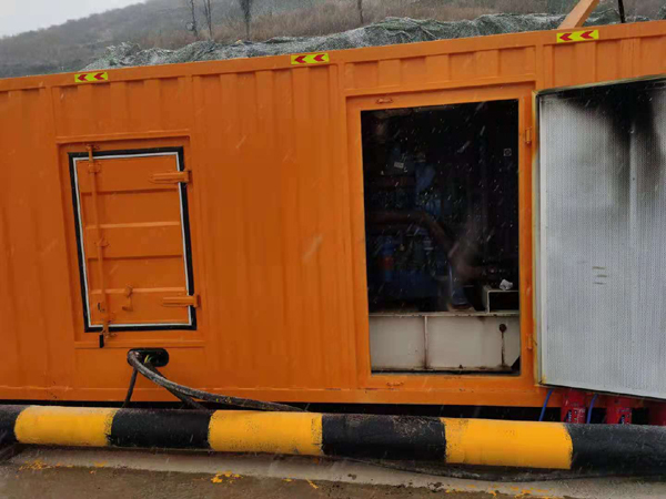 乌烈镇发电机出租 柴油发电机组电压低报警怎么办？