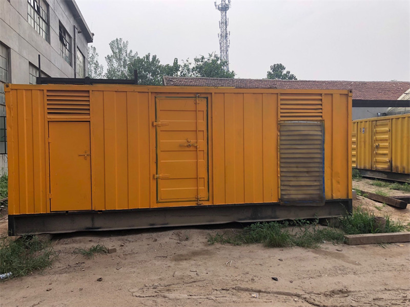 乌烈镇柴油发电机如何判断新机油是否已经完全充满机油滤清器？