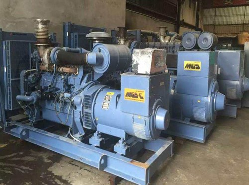 乌烈镇柴油发电机如何测试电流大小？