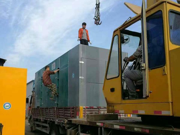 乌烈镇更换水冷式机油散热器密封件的操作流程是怎样的？